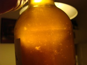 Whiskyflasche Trübung Kältefilterung