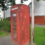 Englische Telefonzelle mit Baudoinia Whiskypilz