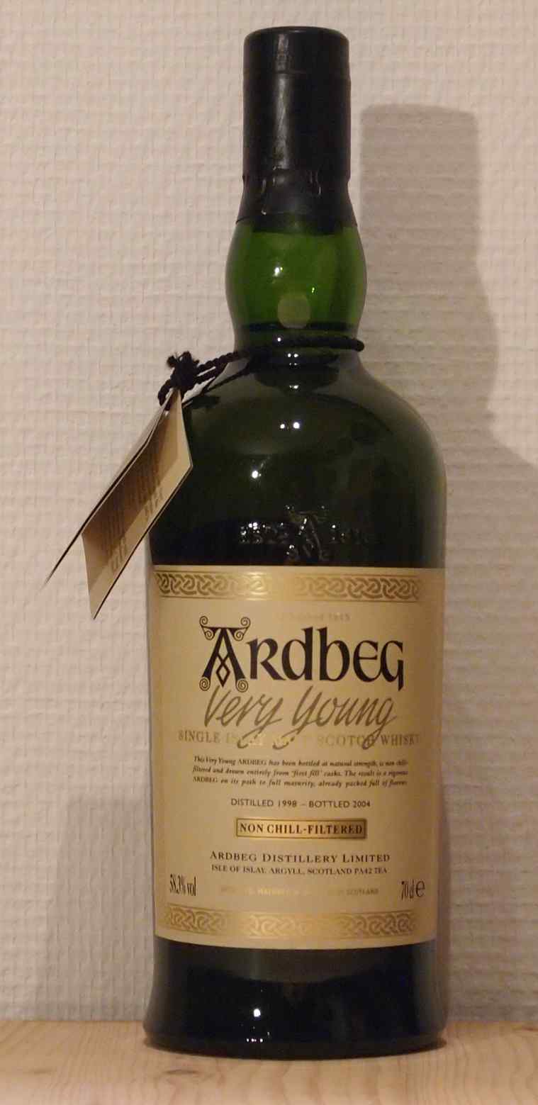 Whisky Ardbeg 6yo Very Young Single Malt Whisky Ardbeg 6yo Very Young